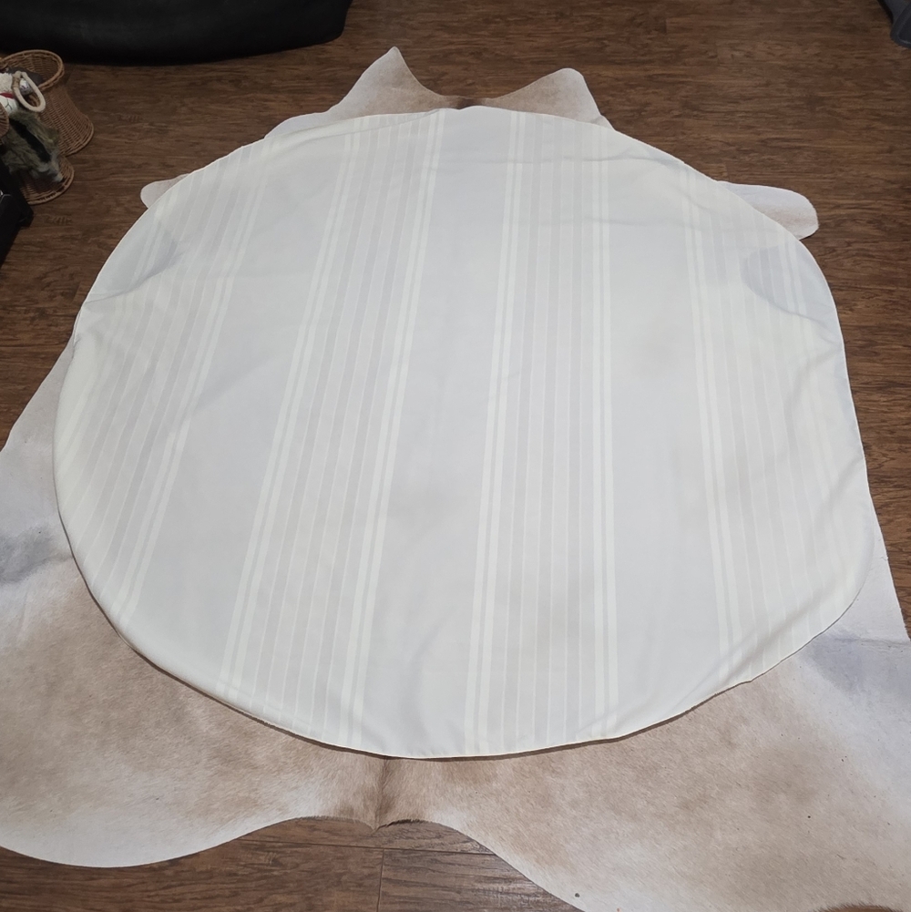 Round Ivory Table Cloth ~68in